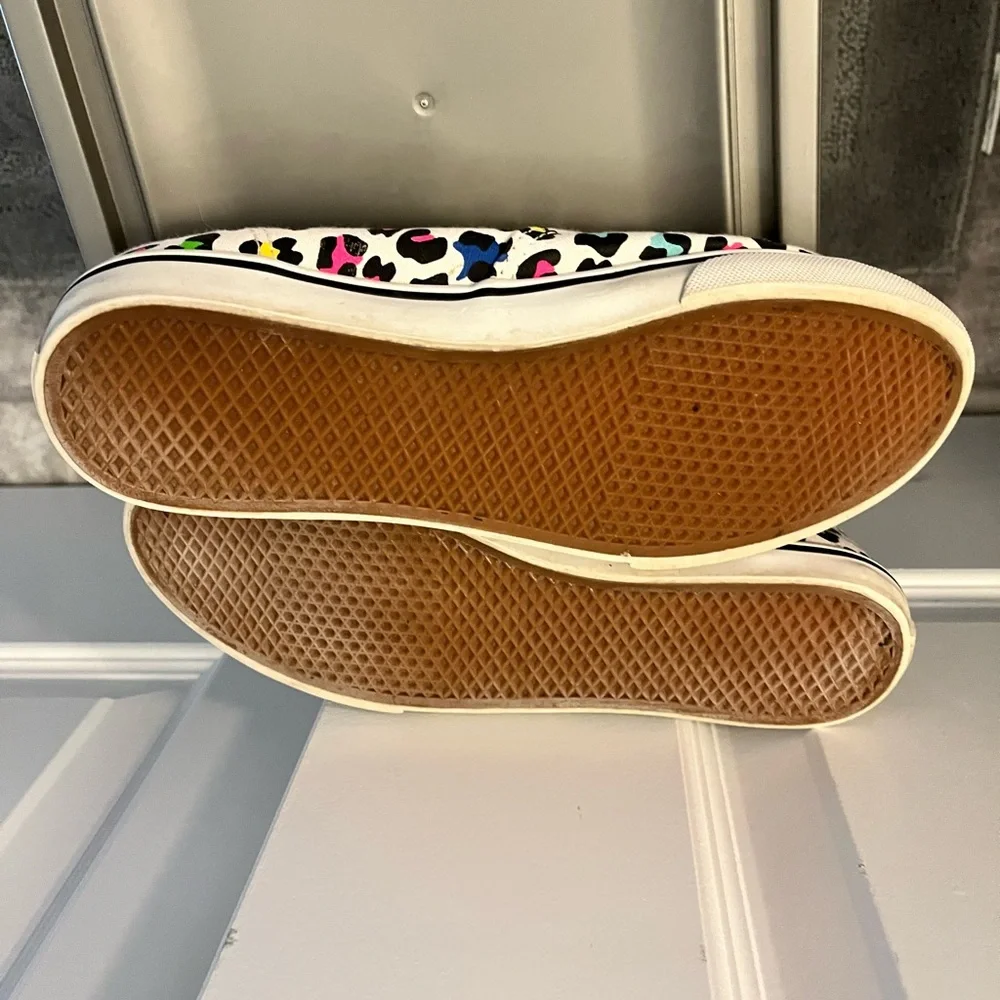 𝓥𝓲𝓷𝓽𝓪𝓰𝓮 𝓿𝓪𝓷𝓼 𝓦𝓸𝓶𝓮𝓷'𝓼 𝓝𝓮𝓸𝓷 𝓛𝓮𝓸𝓹𝓪𝓻𝓭 𝓼𝓵𝓲𝓹-𝓞𝓷 𝓼𝓷𝓮𝓪𝓴𝓮𝓻𝓼 - Picture 5 of 8